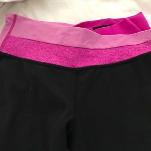 Flare Lululemon yoga pants